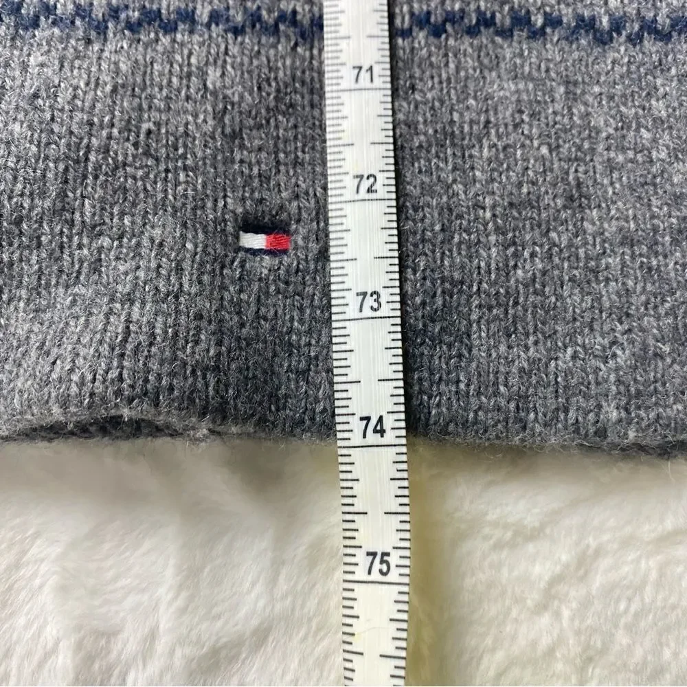 Tommy Hilfiger Wool Blend Gray White Scarves